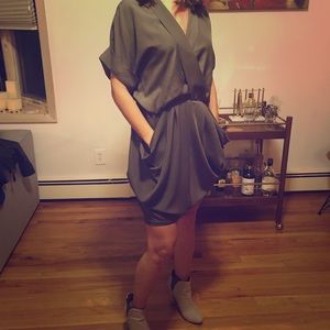 BCBG dress with pockets